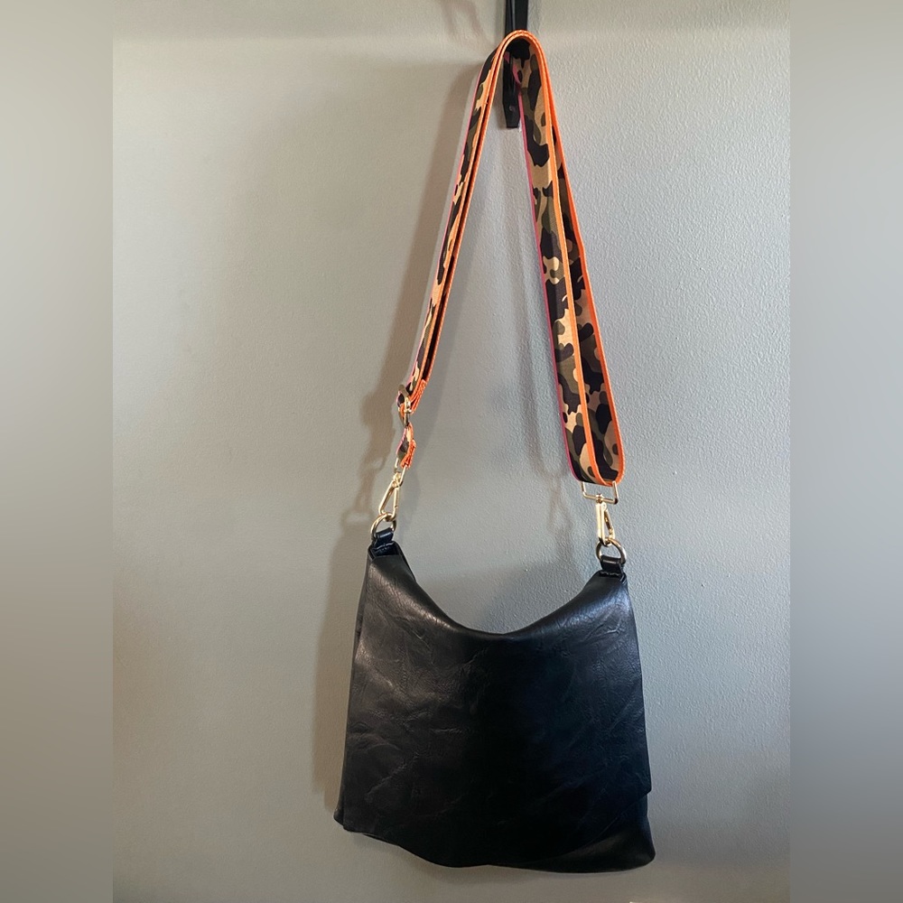 Social Threads Vegan Flap Messenger Bag w/ Strap